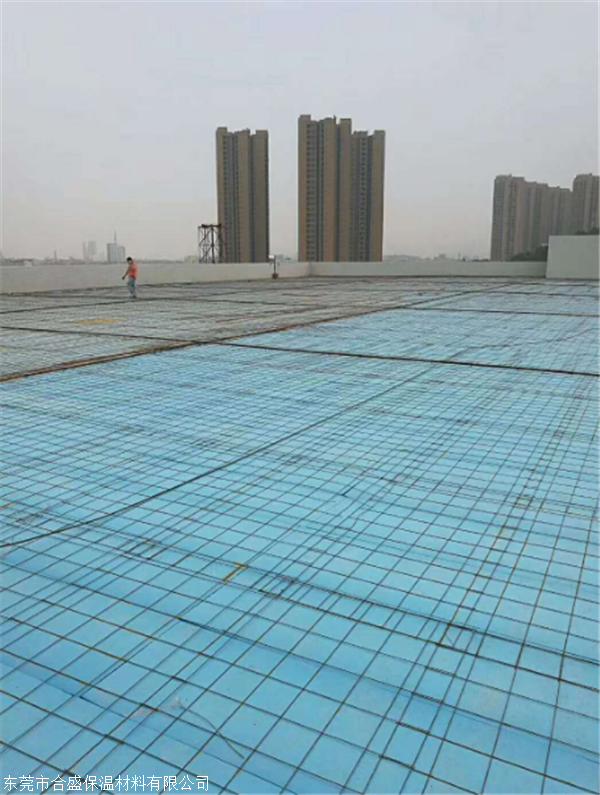 屋面貼保溫板 防水保溫工程的關(guān)鍵技術(shù)與實(shí)踐